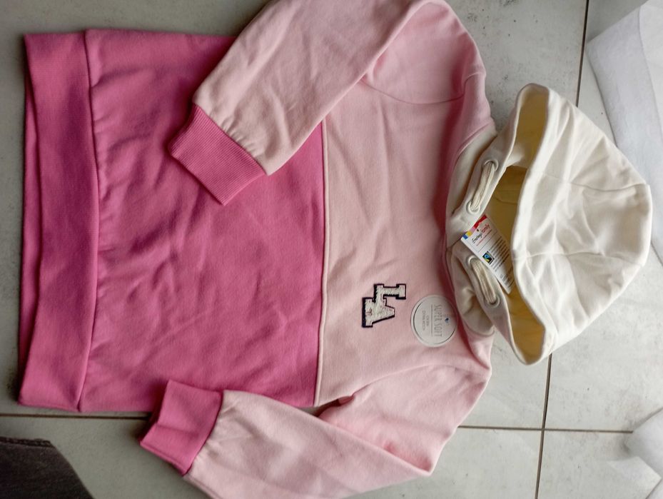 Bluza dziewczęca ciepla z metką