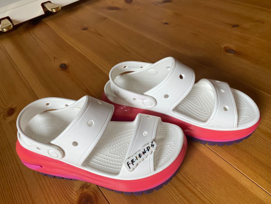 Стильные Сrocs p.37-38/7.Состояние отличное.