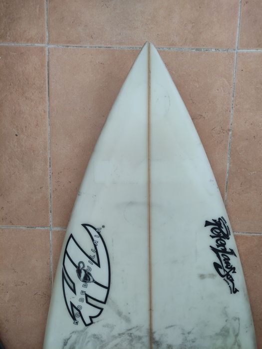 Pracha surf Peter lawson 5'2