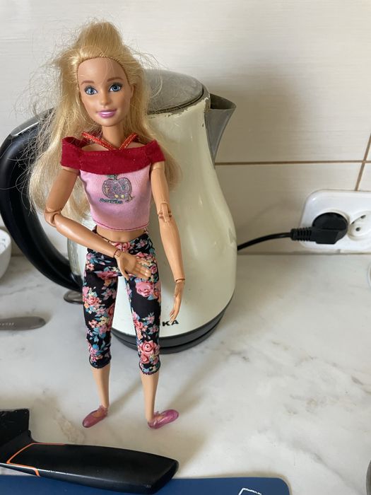 Lalka Barbi dziewczynka