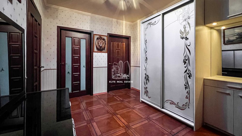 Продажа 3к.кв. 81м2, 4й этаж, Анны Ахматовой 15, метро Позняки