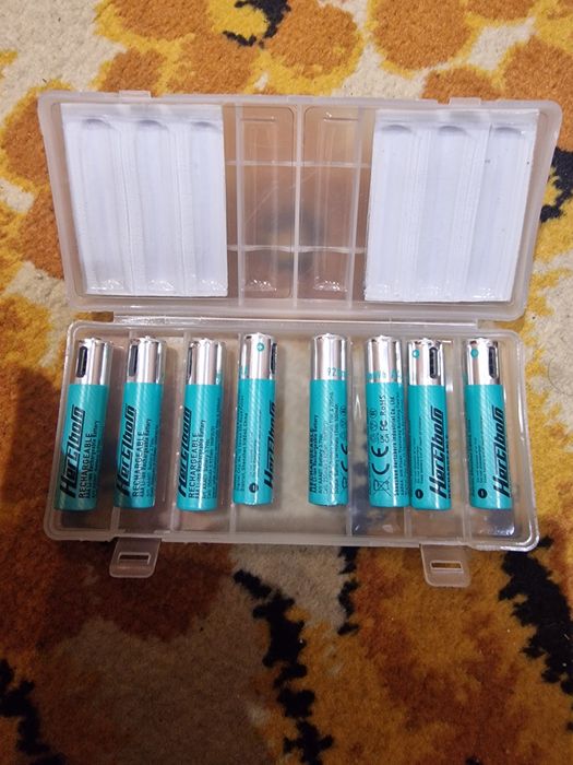 8 akumulatorkow AAA ładowanych usb c