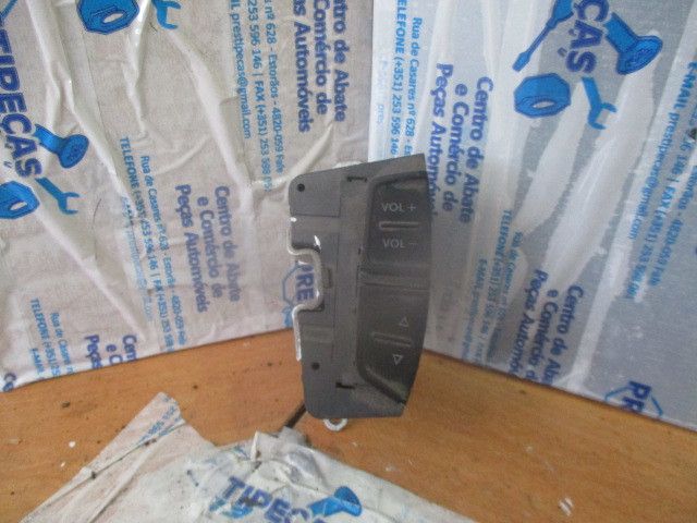 Comando / botão / interruptor multifunções VOLKSWAGEN Bora (1J2)