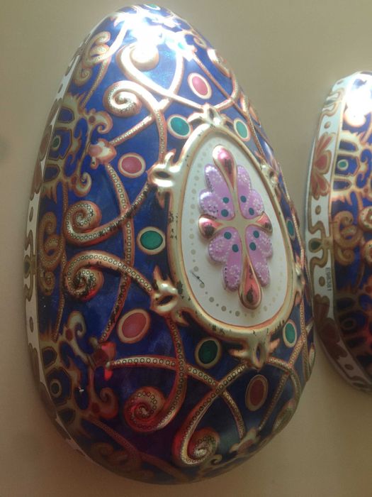 Яйцо металлическое коробка