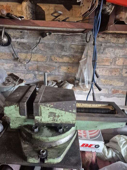 Слісарний станок прфісійний