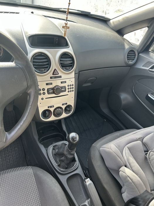 Opel corsa 1.3CDTI van