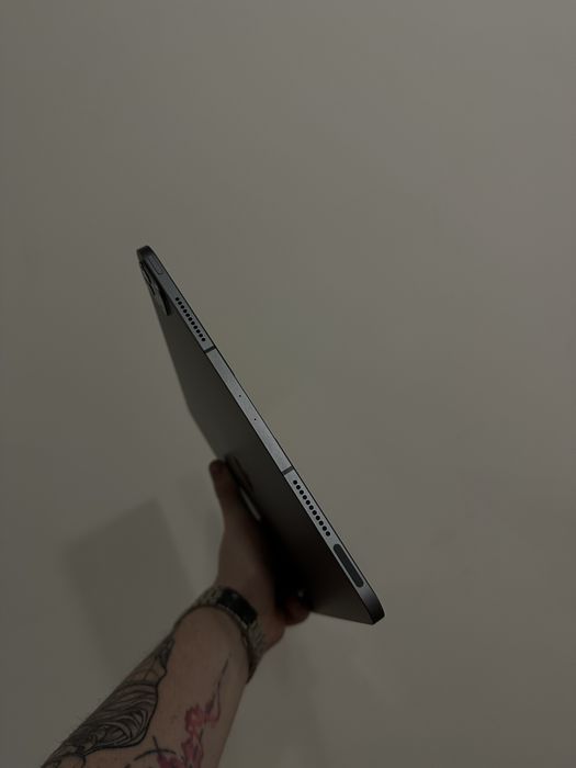 Apple iPad Pro 12.9 (5th generation) Wi-Fi + LTE