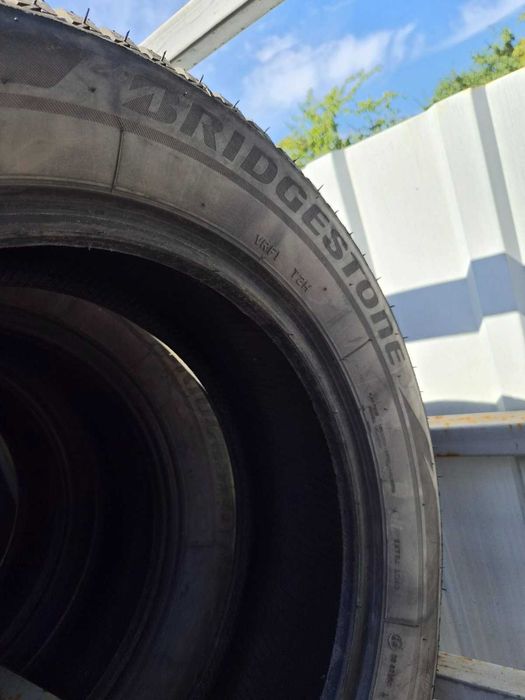 Зимові шини Bridgestone