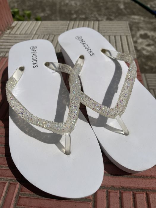 Купальник, шльопки, в‘єтнамки