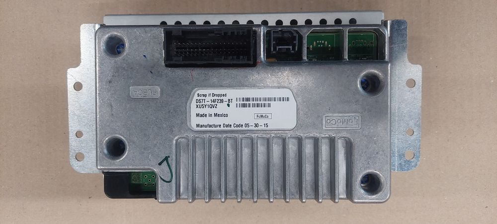 Продам Sync 2  +Хаб
Русифікована адаптована під