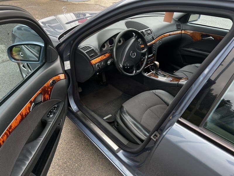 Продається Mercedes Benz e320 w211