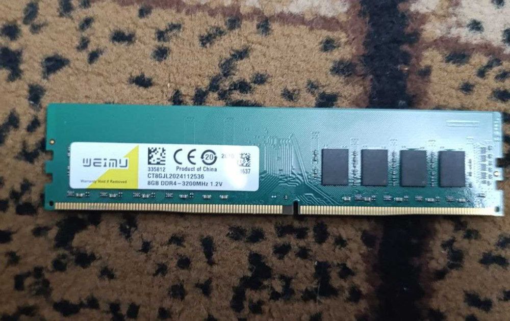 Нова оперативна пам'ять DDR4 8GB 3200MHz / Envinda, WEIMU,