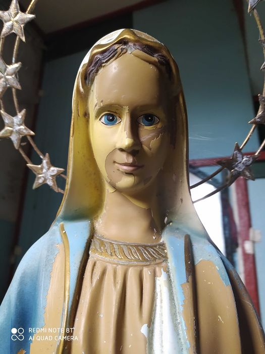 Renowacja figurek gipsowych.