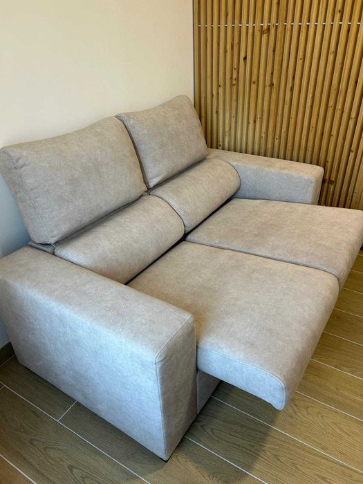 Sofá Bege Extensível