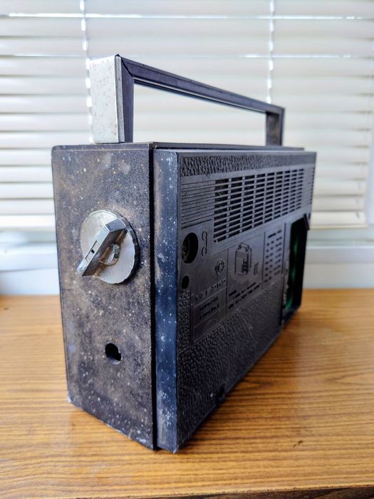 Радіоприймач ВЕФ 202 Радиоприёмник VEF 202