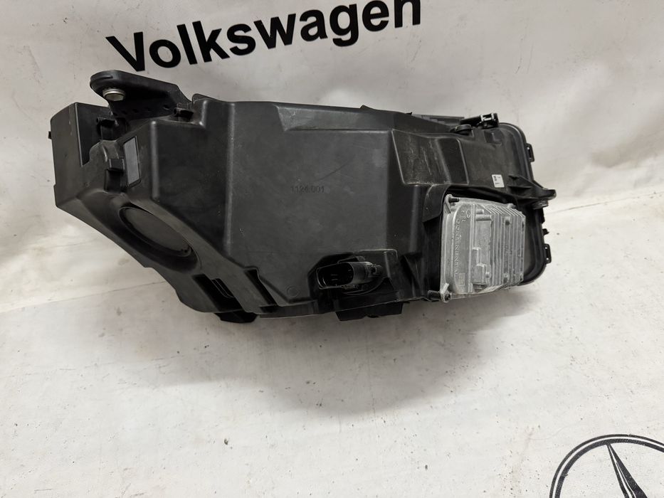 Фара ліва передня Mercedes x253 CLC w253 рест