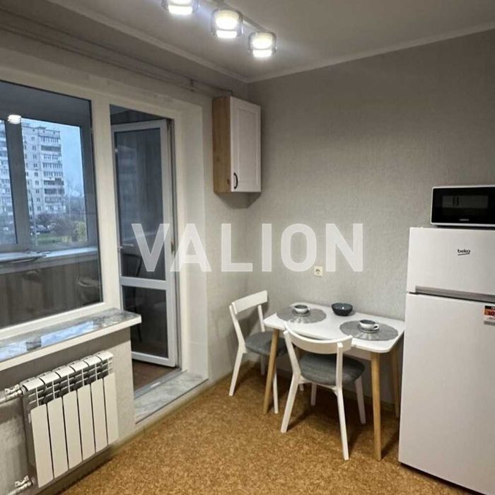 Продаж 1-кімн. квартири з ремонтом, просп. Григоренка, метро Позняки