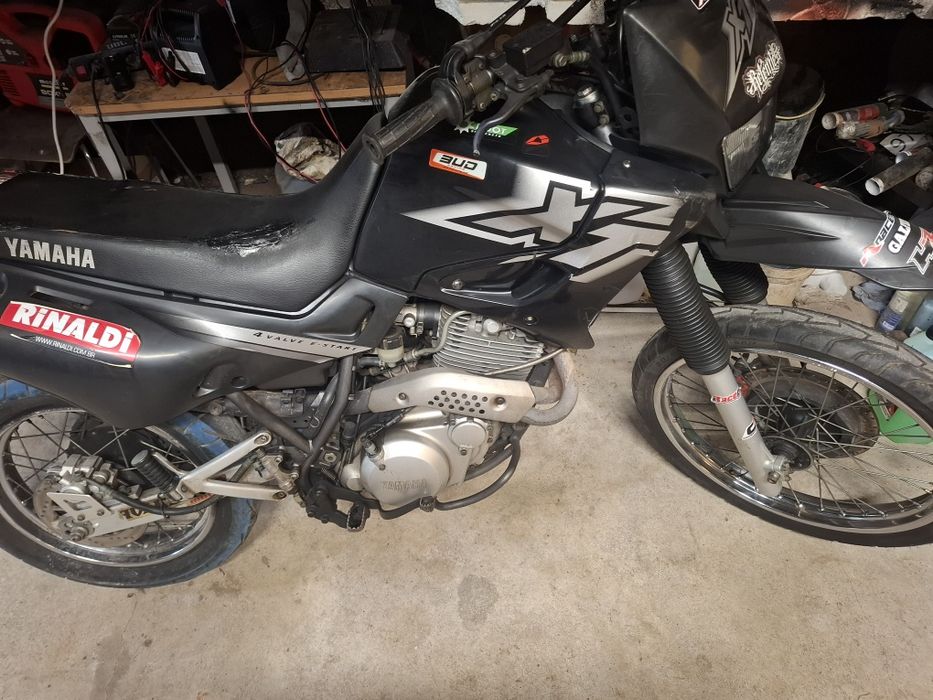Yamanha xt 600 com 17000klm