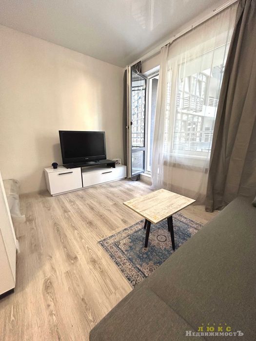 Продам без комиссии 1 ком. квартиру в  ЖК Атмосфера!