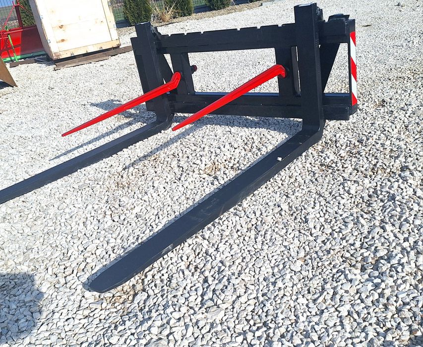 Paleciak, widły do palet do ładowacza czołowego z tulejami