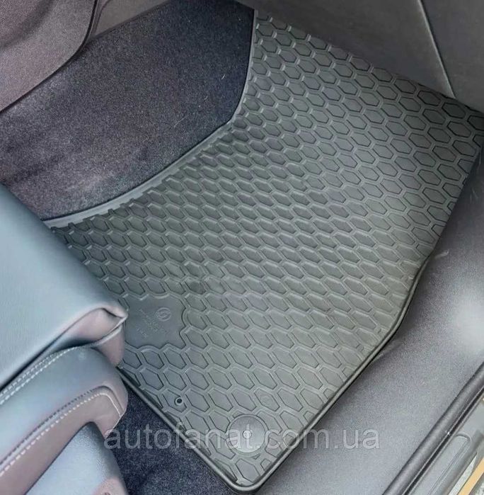 Audi Q5 (2017–2024) | Коврики в салон Ауді | Килимки резинові, Чехія