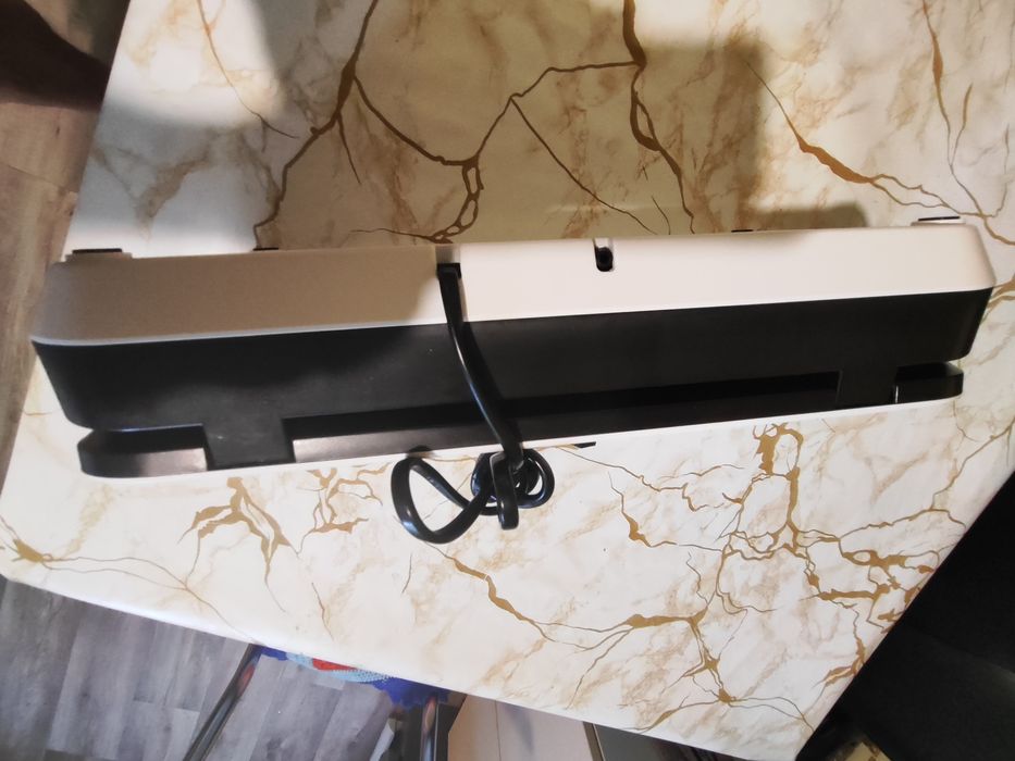 Продам вакуматор ULLTY model SKJ-CR009