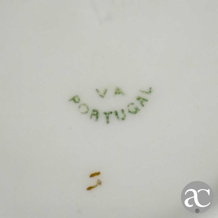 Chávena de chá e pires, porcelana Vista Alegre “Viva D. Miguel II”