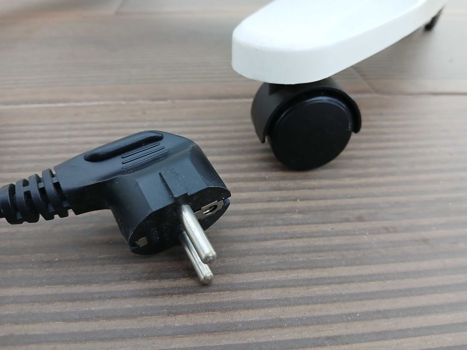 Aquecedor Emissor Térmico TAURUS TALLIN 900 (900 W)