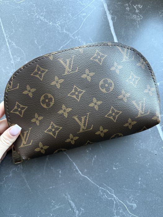 Косметичка Louiss Vuitton