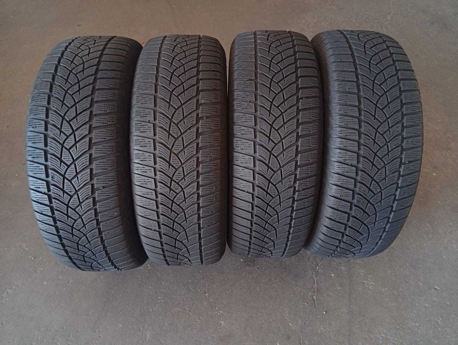 Goodyear Ultragrip Performance R16 215/60 шини зимові комплект 4шт