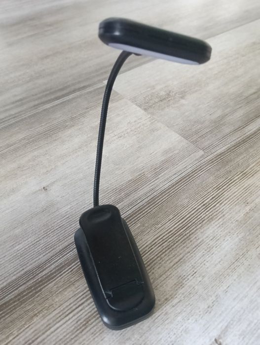 Lampka nocna mała.