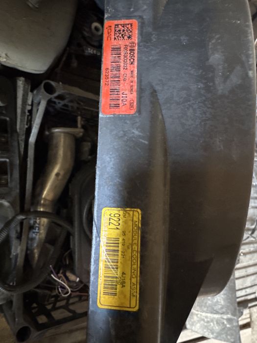 Диффузор з ветиляторами Opel Antara 2.2D 2014 рік