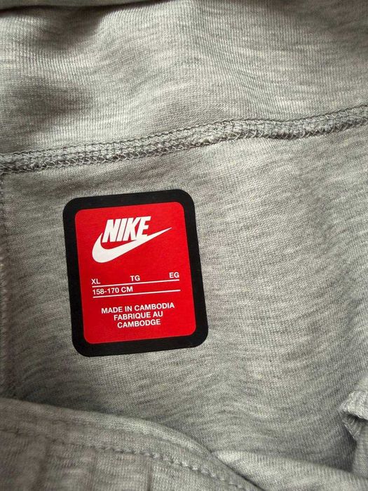 ОРИГІНАЛ! Шорти Nike Tech Fleece Grey S M L XL Kids | FD3289-063
