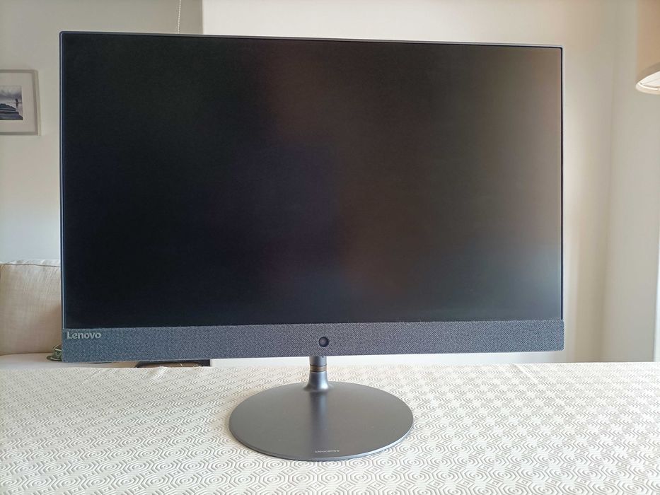 Computador All-in-One 23.8'' LENOVO