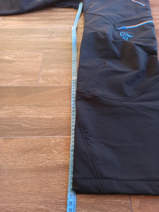 Spodnie Norrona Svalbard flex1 (M) 7794 Caviar Lava rozmiar L