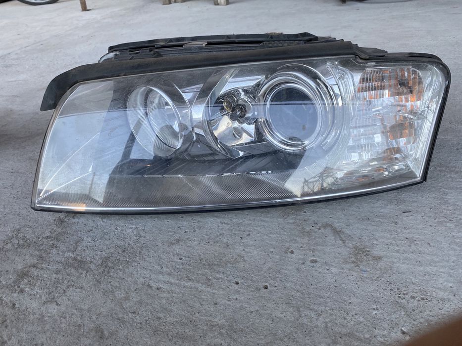 Продам фару Audi A8 ліва