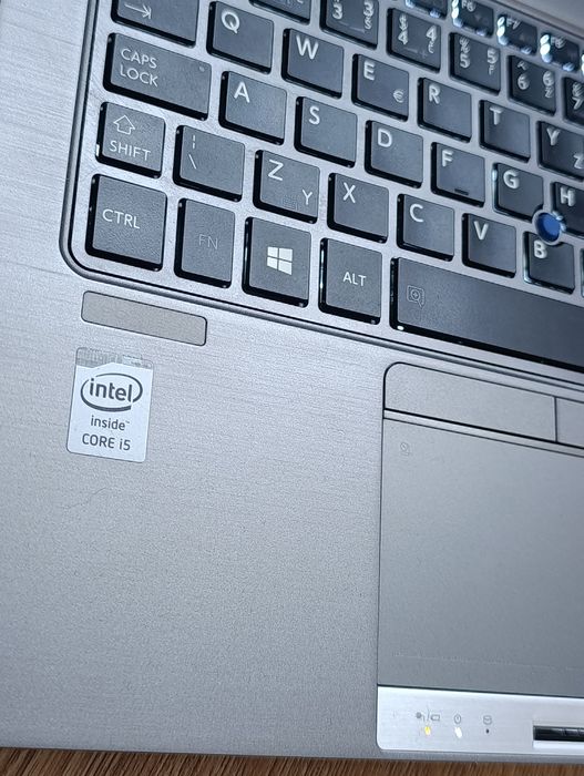 Для навчання та роботи  Toshiba Portege Z30-A/Проц.Intel Core i5 до 2.7Ghz/Ekран 13.3" Full HD 1920×1080/ОЗП8GB/ mSSD128Gb/video 4k/AKБ більше 4 год