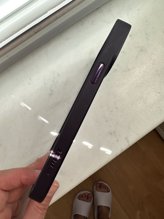 Продам чохол на iphone 14 pro max