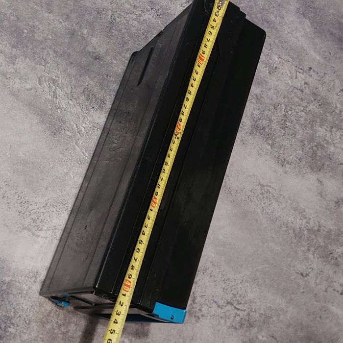 Ящик для акумулятора пластик коробка