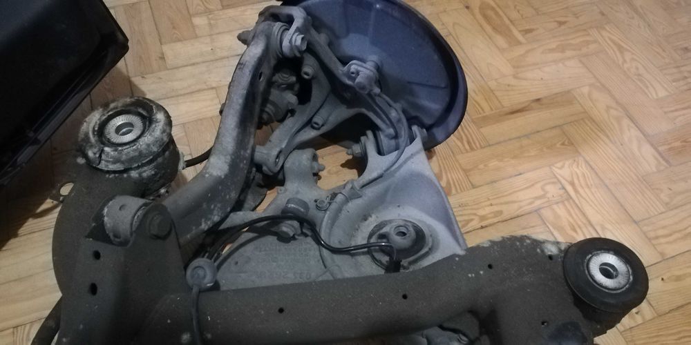Eixo Traseiro completo Audi A4 2.5tdi 2002