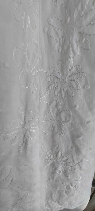 Sukienka  biała rozmiar 134