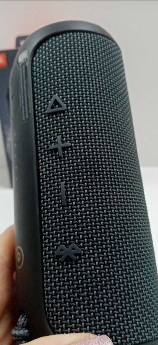 JBL Flip Essential Gray