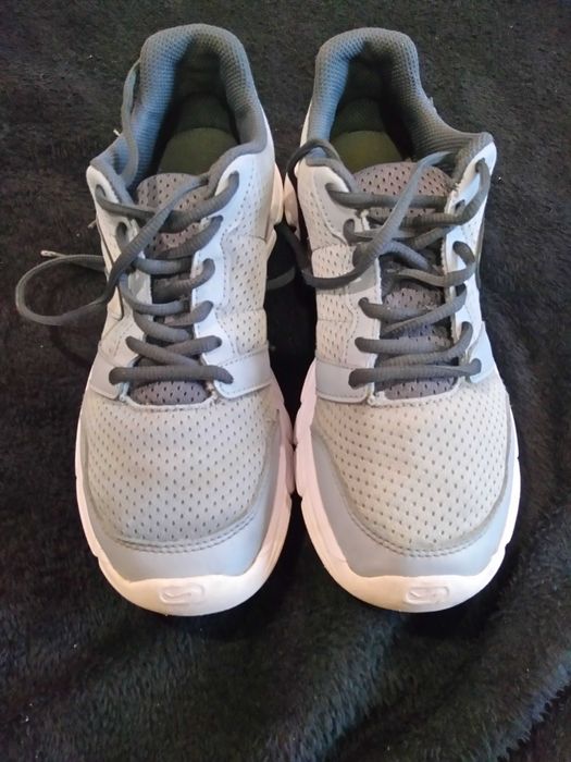 Фирменные кроссовки,Kajenji