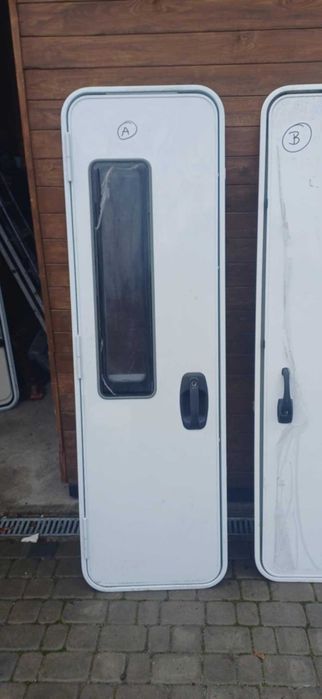 Drzwi wejsciowe Hartal przyczepa kempingowa kamper