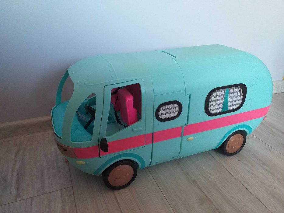 Glamper LOL plus gratis lalki LOL