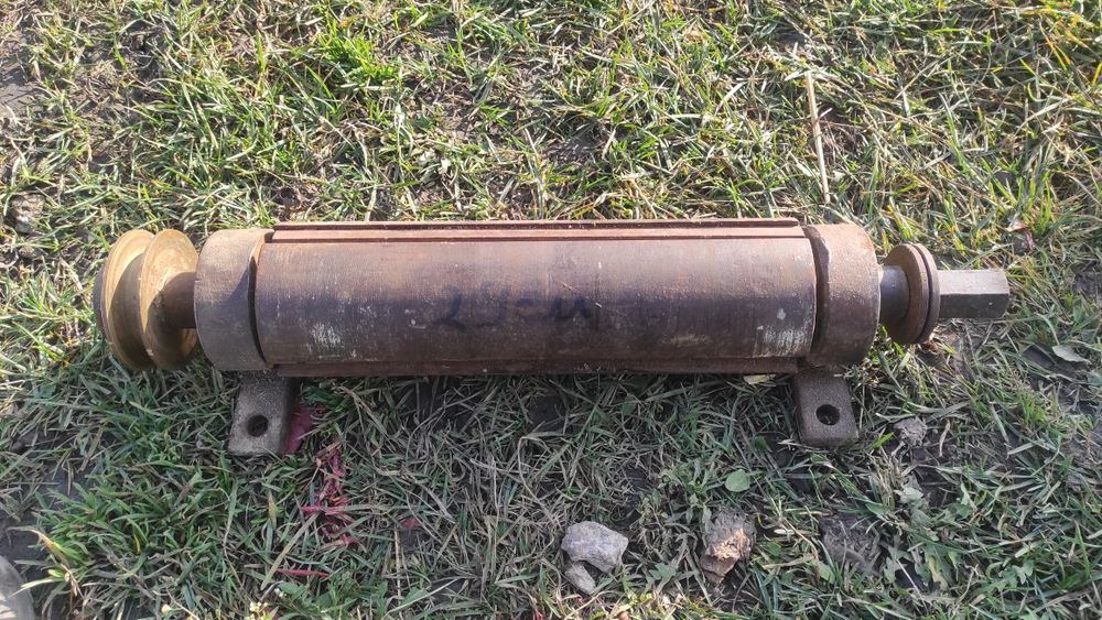 Продам Вал фуганка 290мм