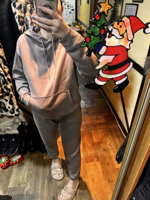 Теплый костюм мокко бежевый sinsay