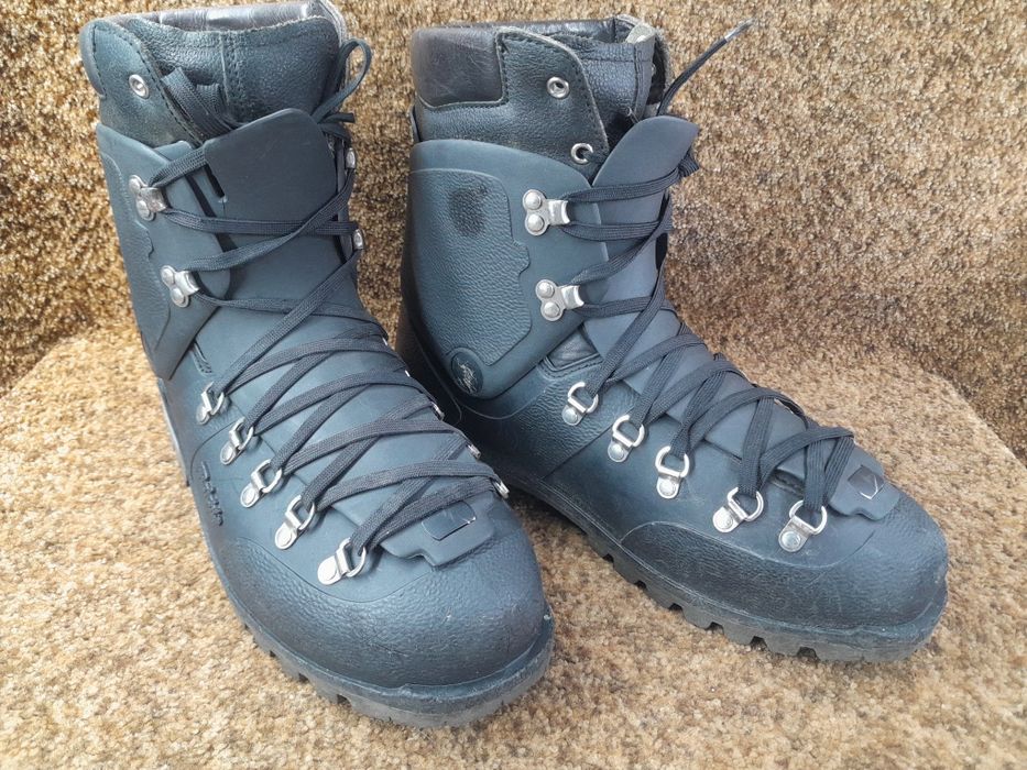 Берци,черевики горні Raichle  42 розмір.