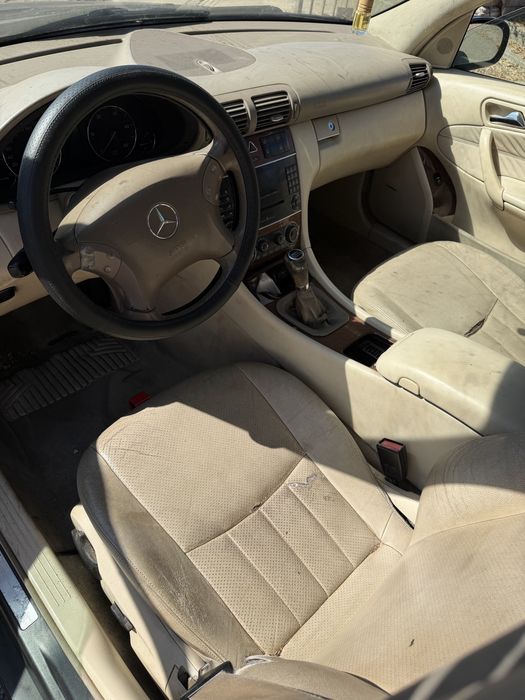 Mercedes C220 W203 - Para Peças