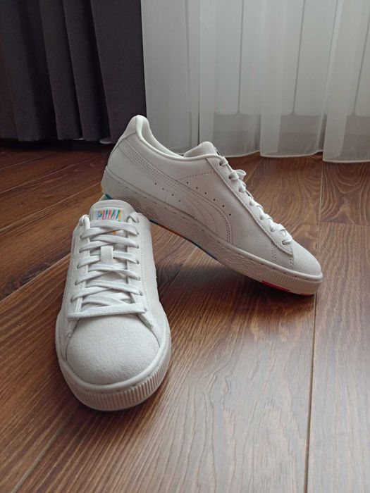 Кросівки жіночі Puma.